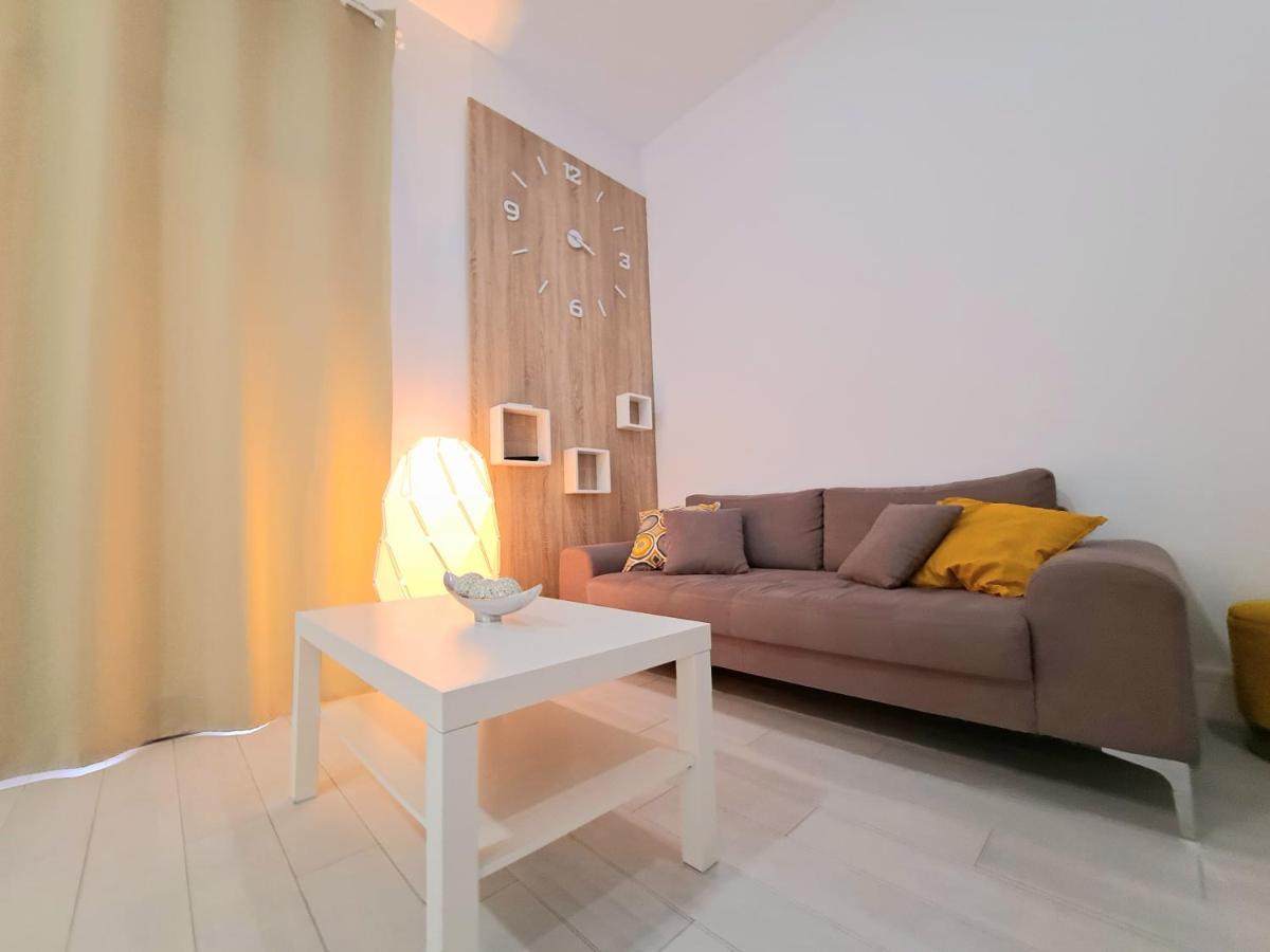 Apartamento Barrosa Pista Chiclana de la Frontera Buitenkant foto